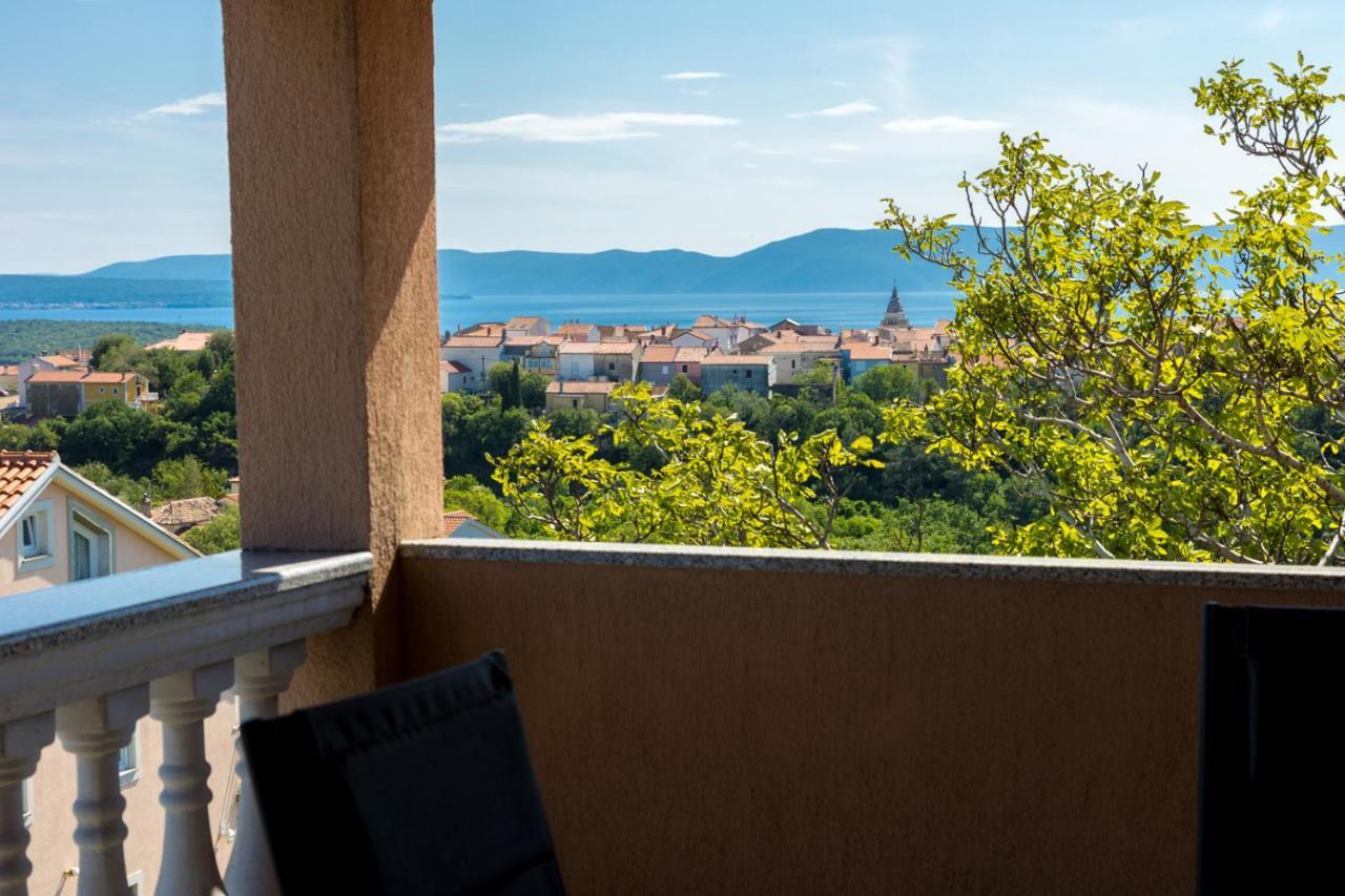 Apartmani Beba Omišalj Eksteriør bilde